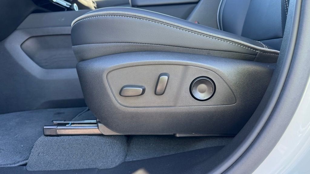 2025 Chevrolet Silverado EV LT - Extended Range