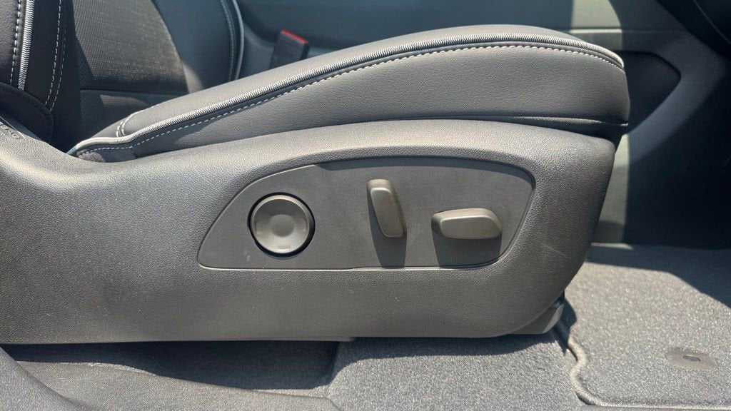 2025 Chevrolet Silverado EV LT - Extended Range