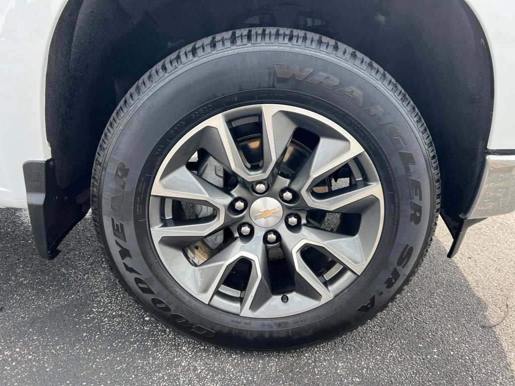 2025 Chevrolet Silverado 1500 LT (2FL)