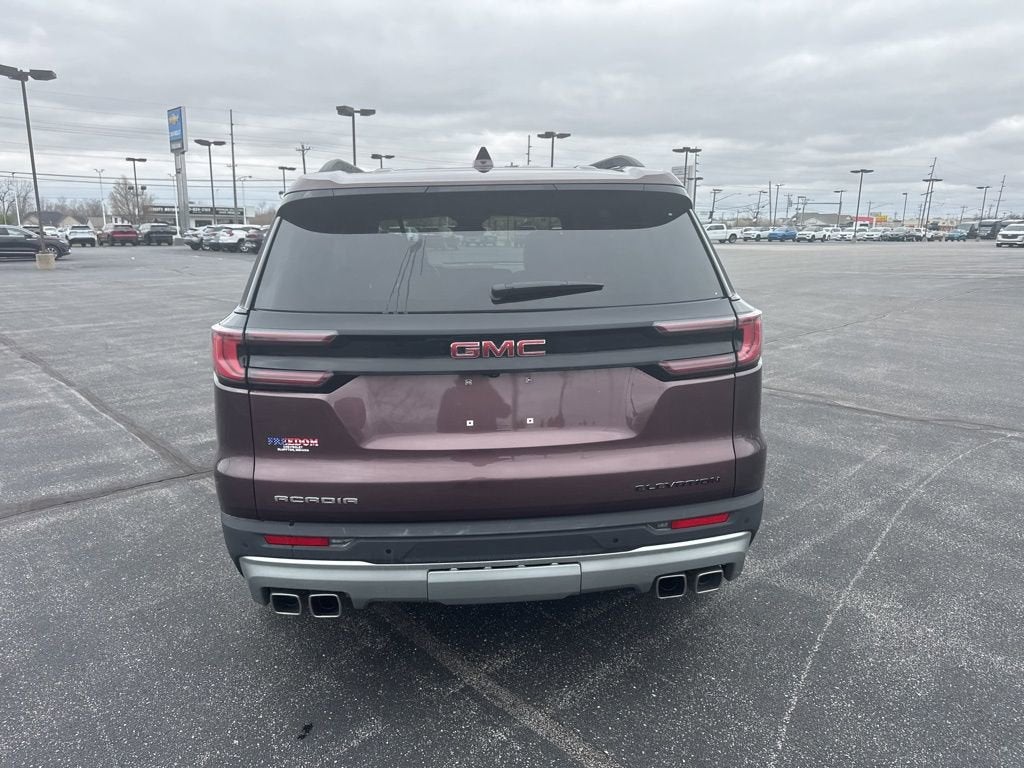 2024 GMC Acadia Elevation