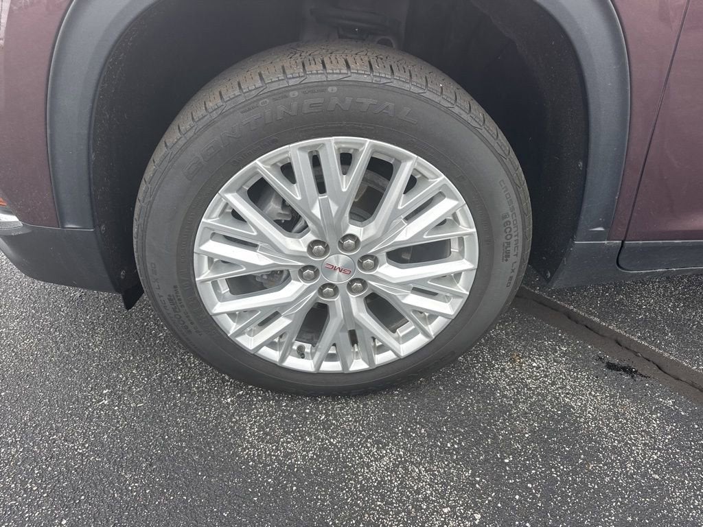 2024 GMC Acadia Elevation