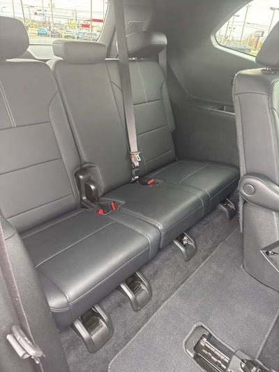 2024 GMC Acadia Elevation