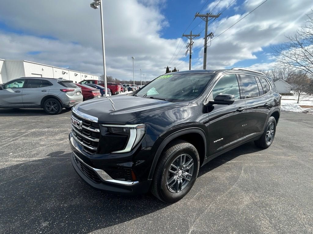 2025 GMC Acadia Elevation