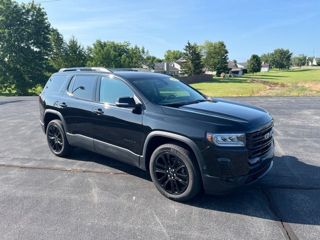 2023 GMC Acadia SLT