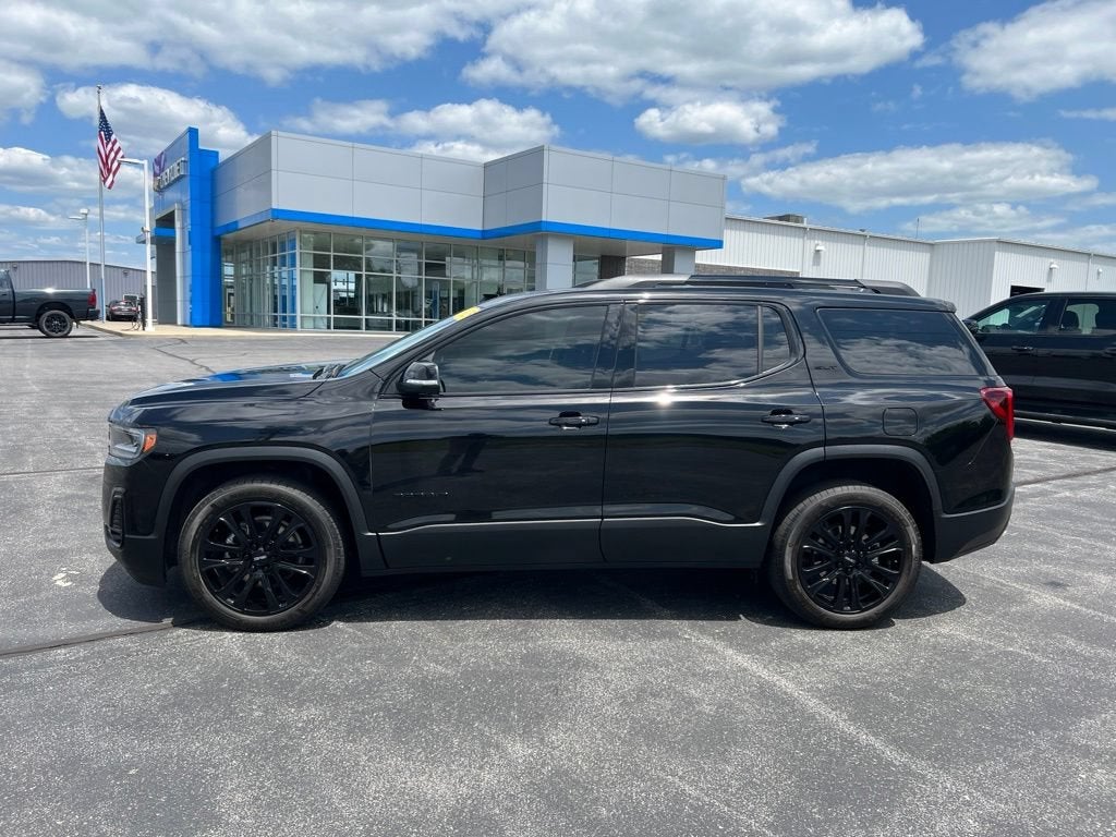 2023 GMC Acadia SLT