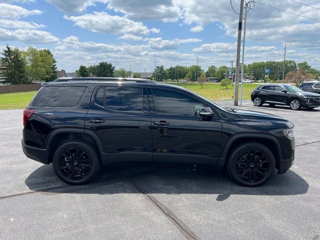 2023 GMC Acadia SLT