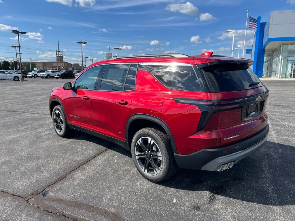 2027 Chevrolet Traverse LT