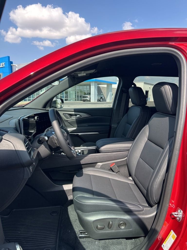 2026 Chevrolet Traverse LT - Photo 30
