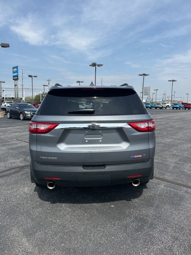 2021 Chevrolet Traverse LT Cloth