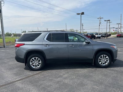 2021 Chevrolet Traverse LT Cloth