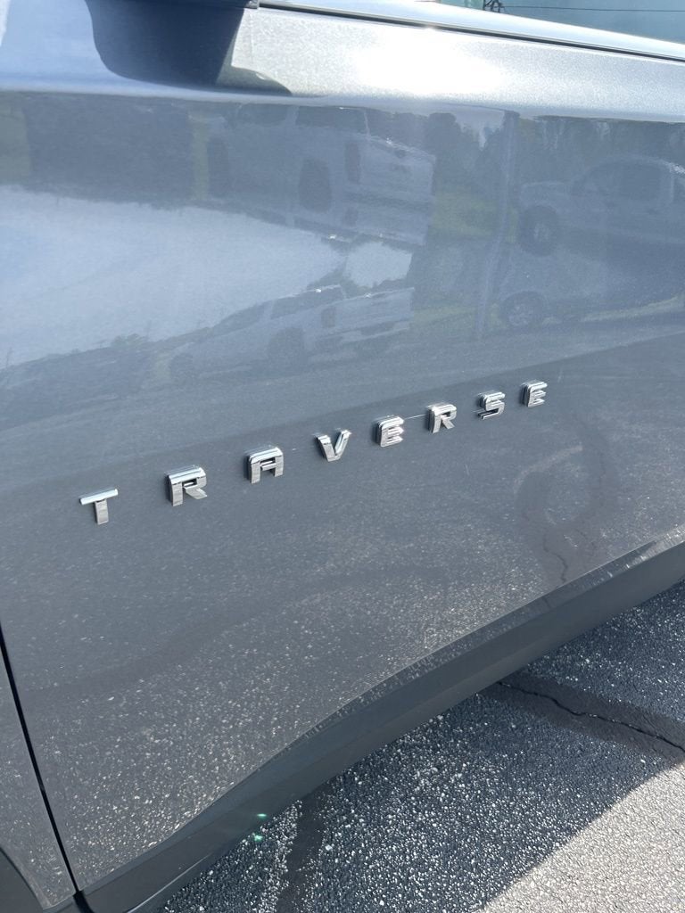 2021 Chevrolet Traverse LT Cloth