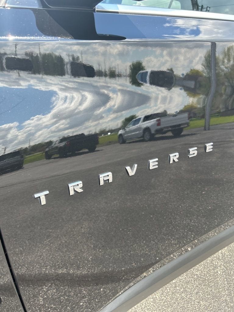 2020 Chevrolet Traverse LT Cloth