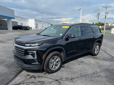 2025 Chevrolet Traverse LT