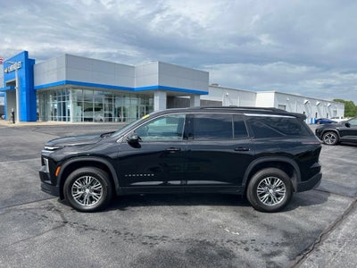 2025 Chevrolet Traverse LT