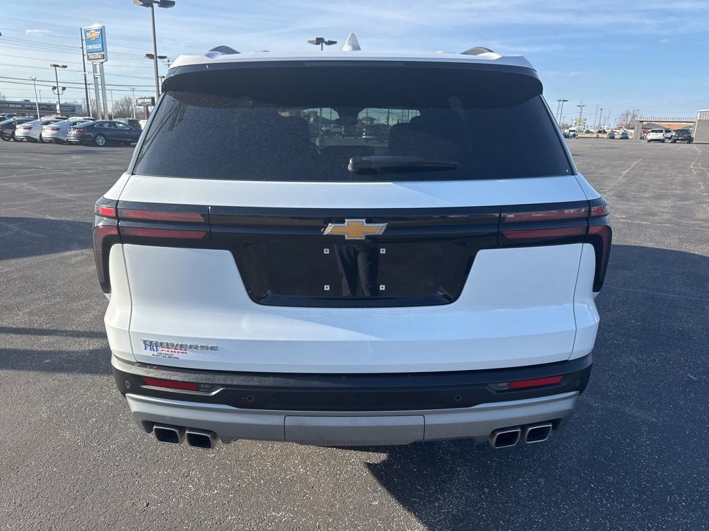 2025 Chevrolet Traverse LT