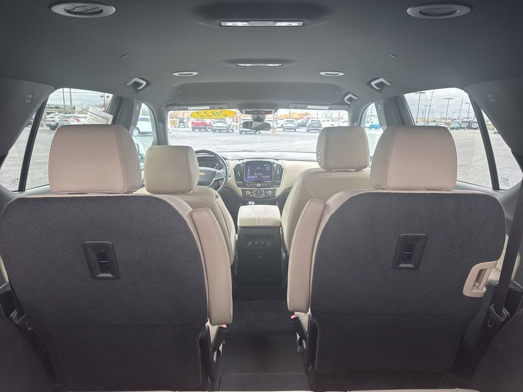 2022 Chevrolet Traverse LT Leather