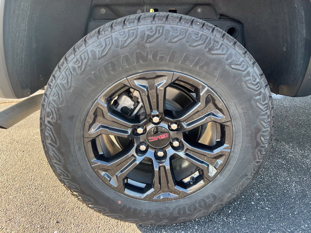 2024 GMC Canyon Elevation