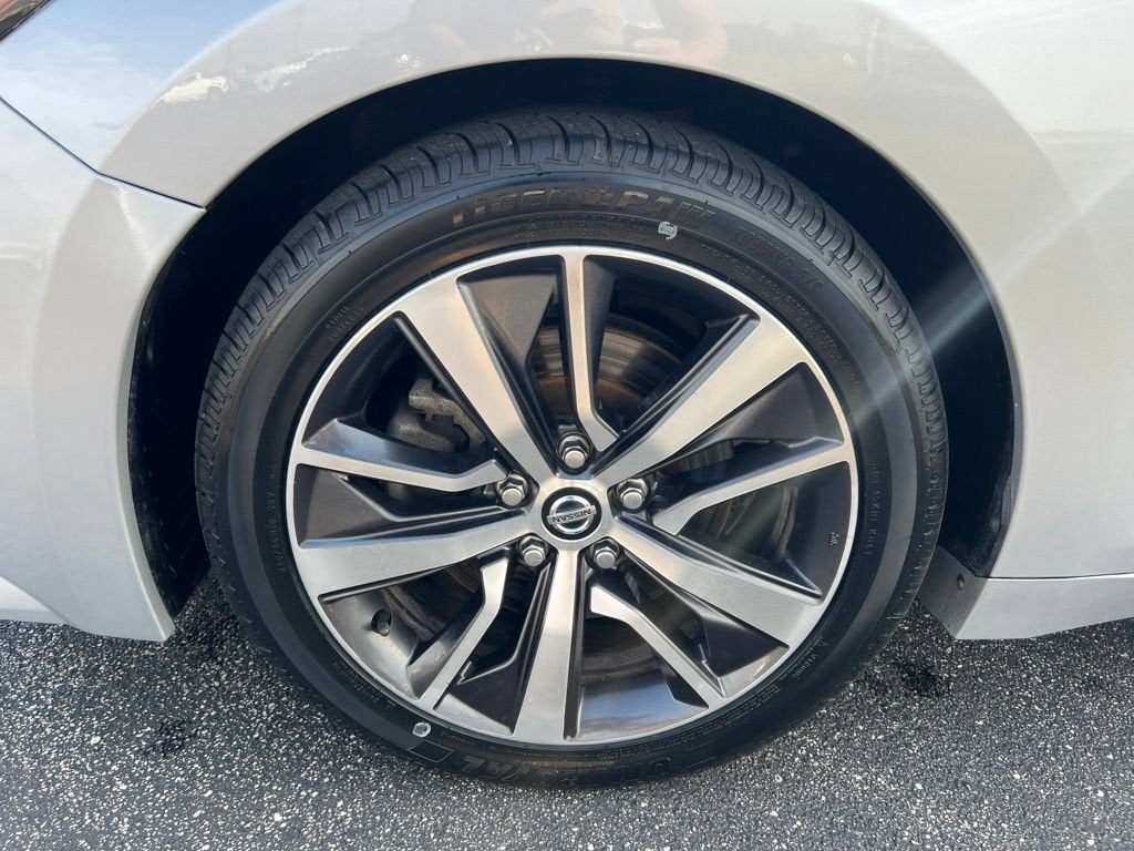 2020 Nissan Maxima SV