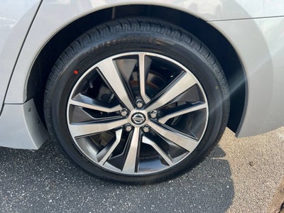 2020 Nissan Maxima SV