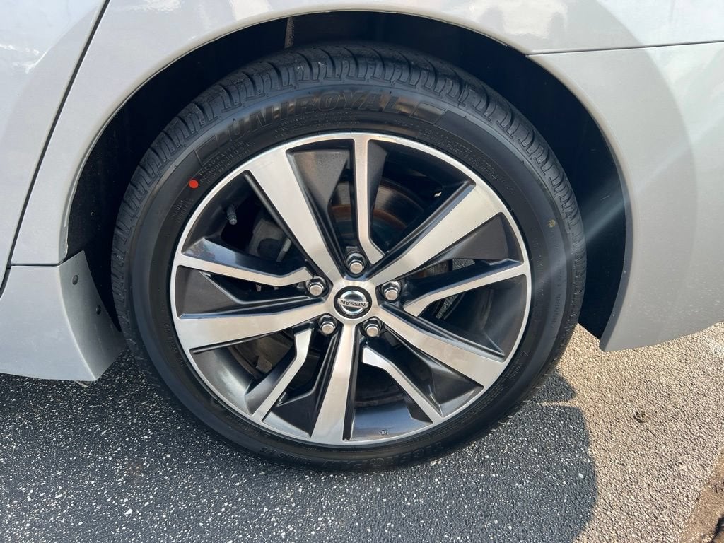 2020 Nissan Maxima SV