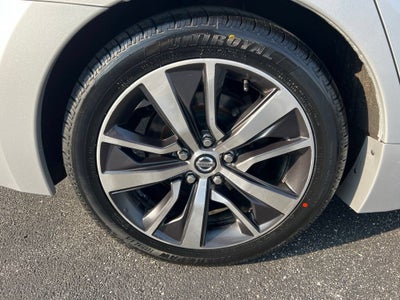 2020 Nissan Maxima SV