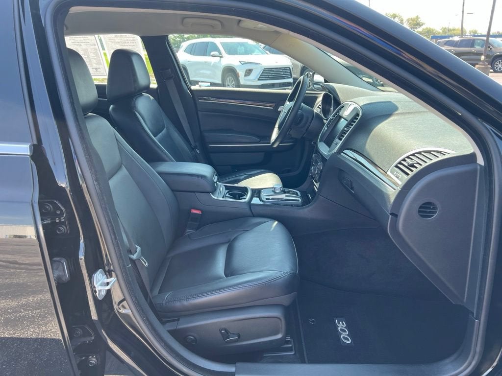 2015 Chrysler 300 Limited