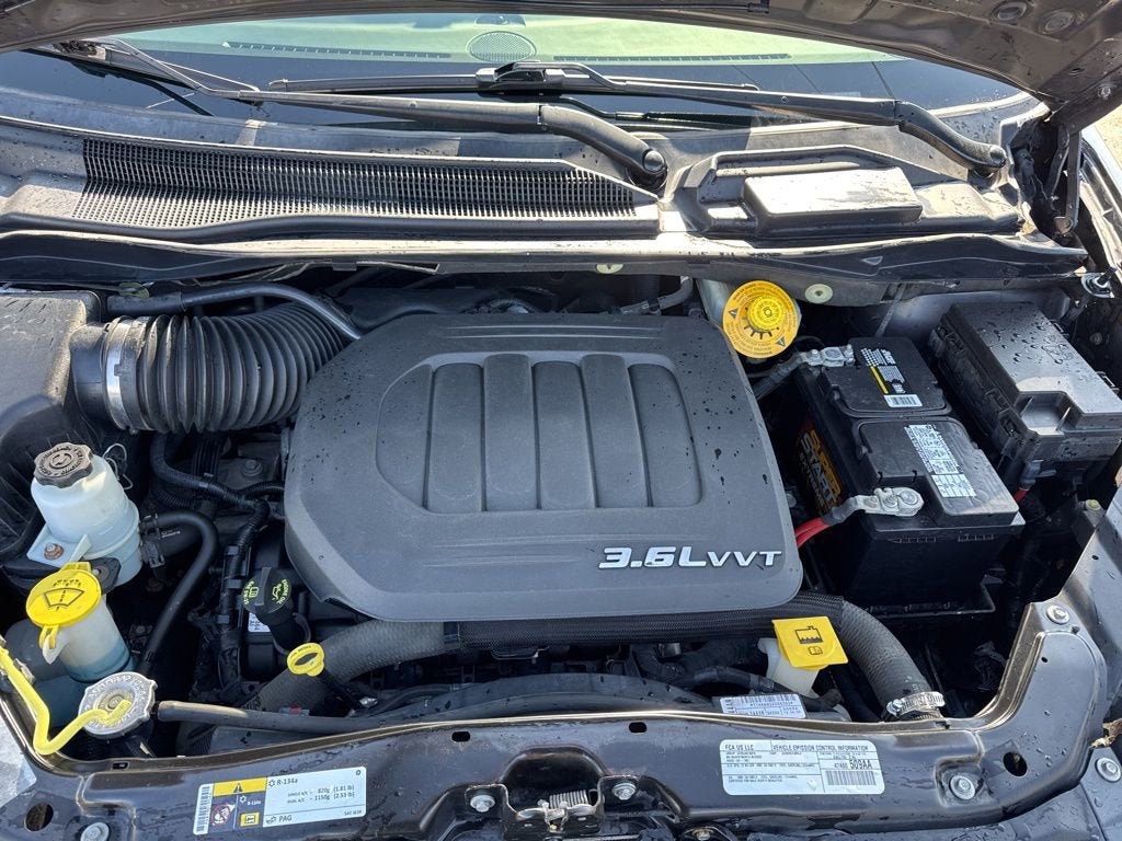 2016 Chrysler Town & Country Touring-L