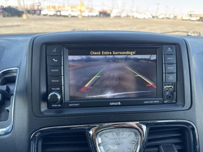 2016 Chrysler Town & Country Touring-L