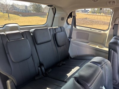 2016 Chrysler Town & Country Touring-L