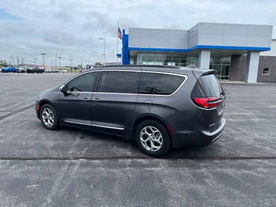 2022 Chrysler Pacifica Limited