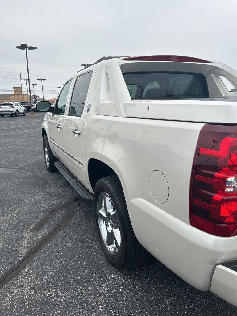 2013 Chevrolet Avalanche LTZ