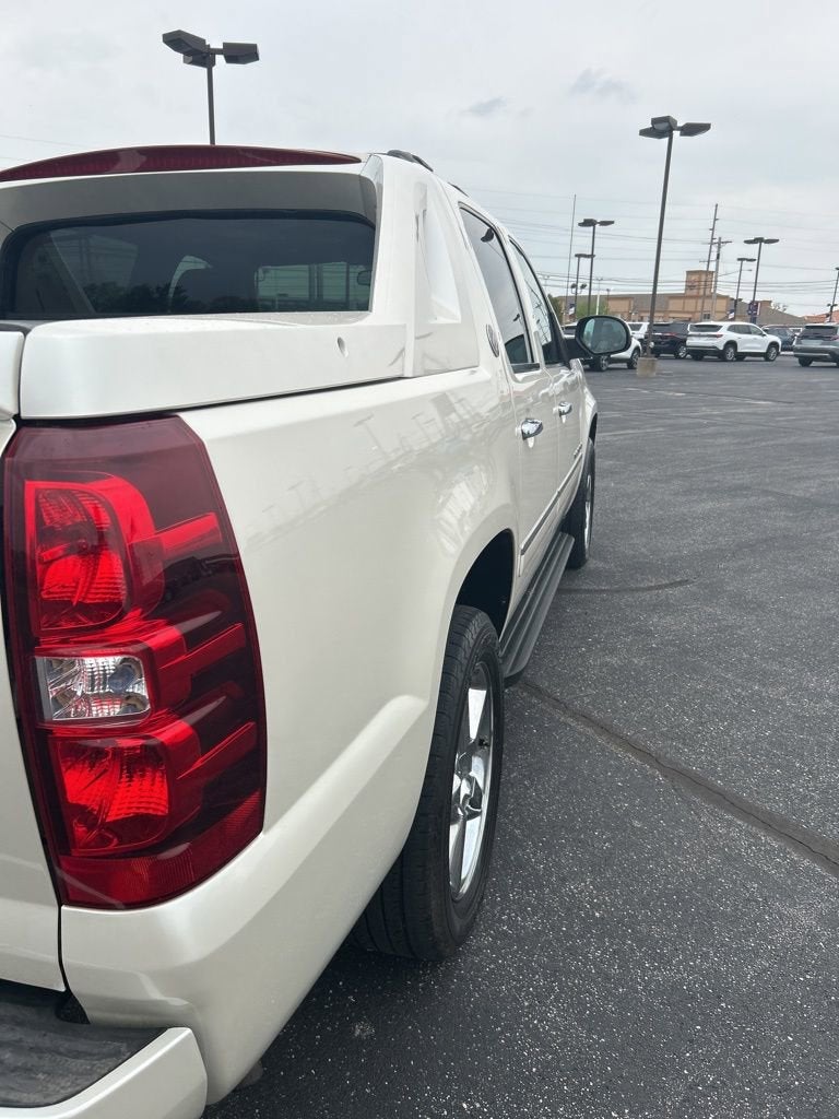 2013 Chevrolet Avalanche LTZ