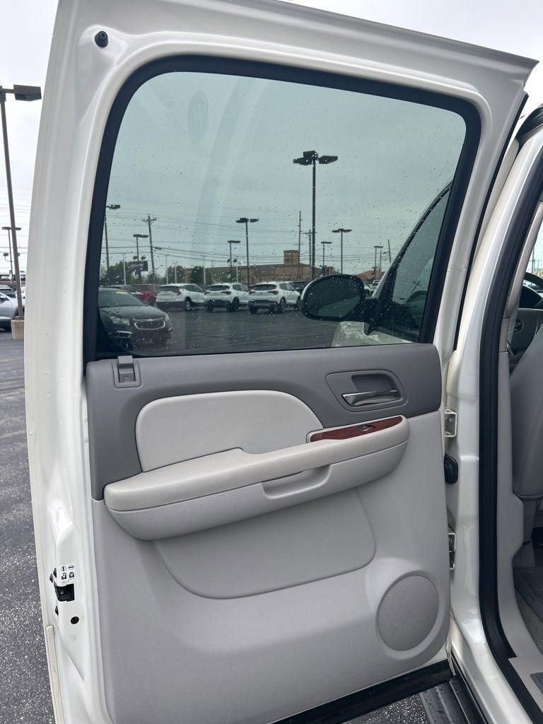 2013 Chevrolet Avalanche LTZ