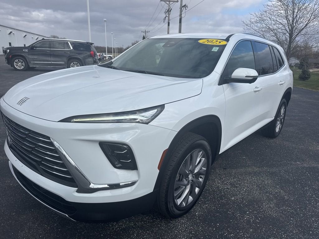 2025 Buick Enclave Preferred