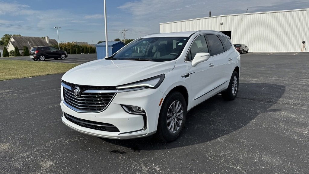 2024 Buick Enclave Essence