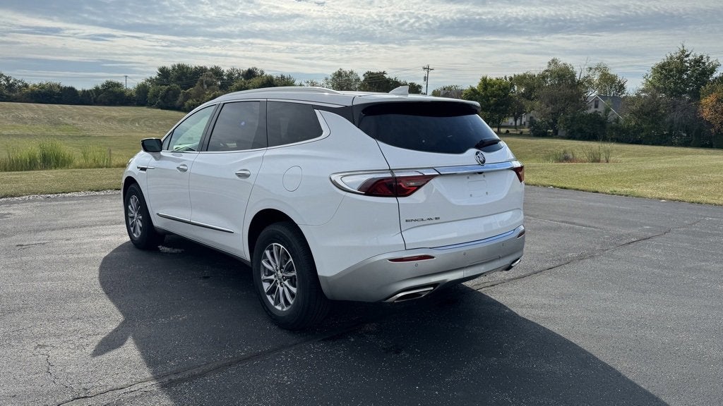 2024 Buick Enclave Essence