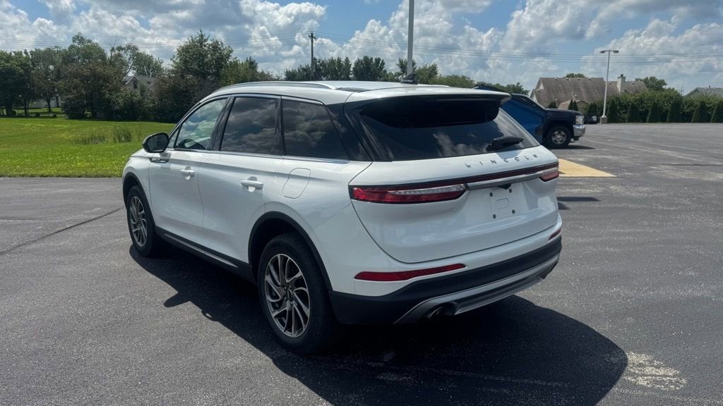 2022 Lincoln Corsair Standard