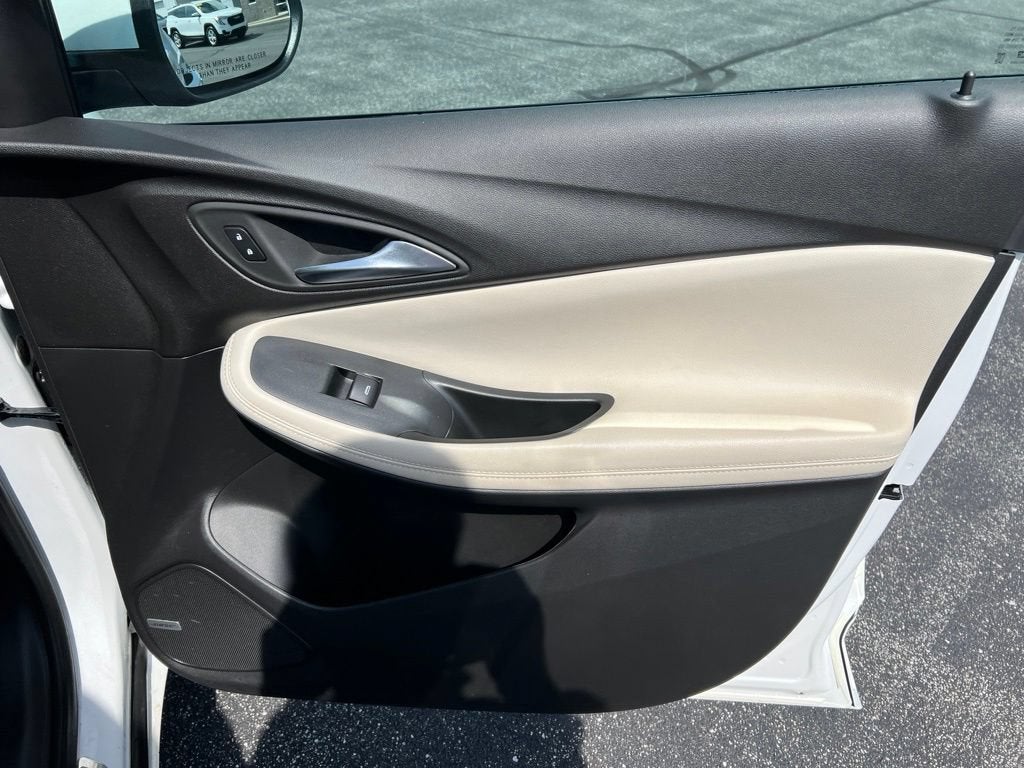 2025 Buick Encore GX Avenir