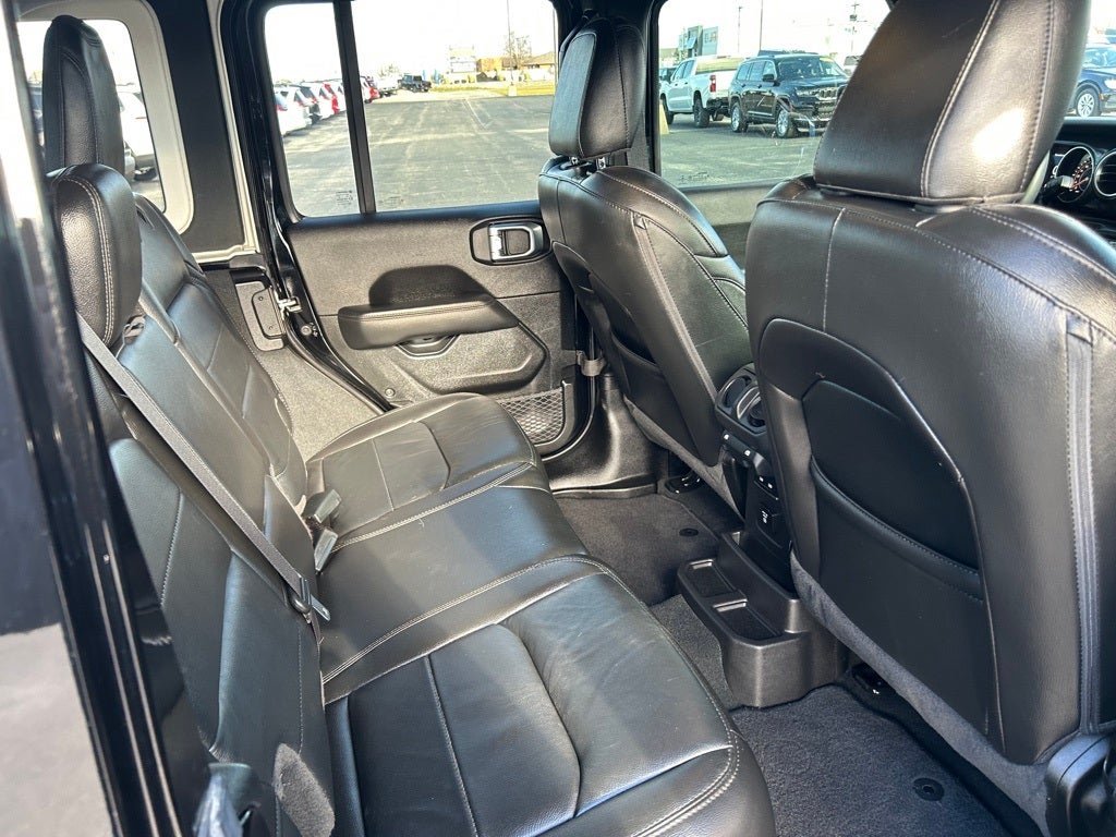 2022 Jeep Wrangler Unlimited Sahara Altitude