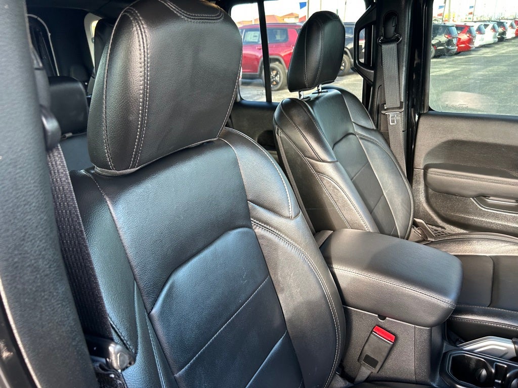 2022 Jeep Wrangler Unlimited Sahara Altitude