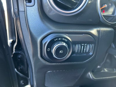 2022 Jeep Wrangler Unlimited Sahara Altitude