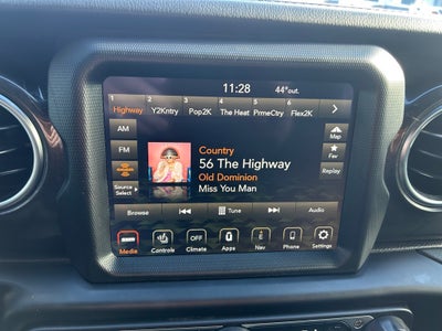 2022 Jeep Wrangler Unlimited Sahara Altitude