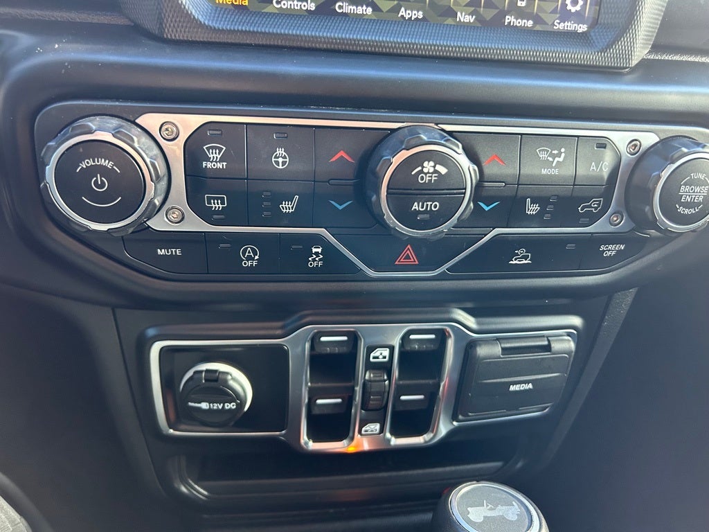 2022 Jeep Wrangler Unlimited Sahara Altitude