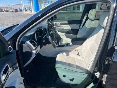 2020 Jeep Grand Cherokee Summit