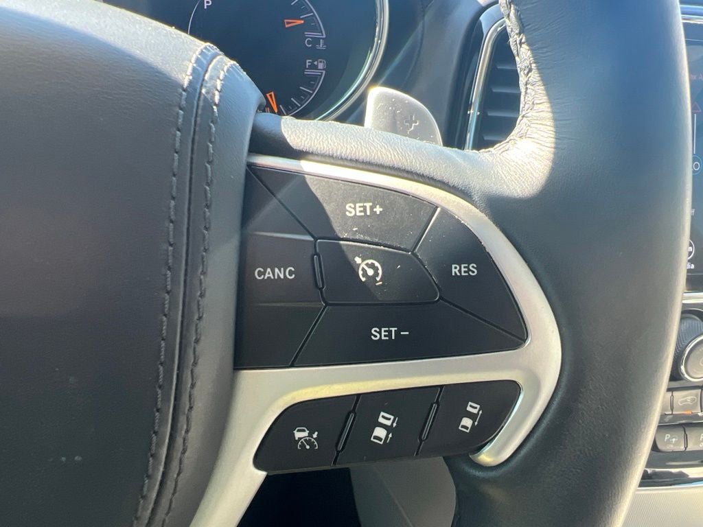2020 Jeep Grand Cherokee Summit