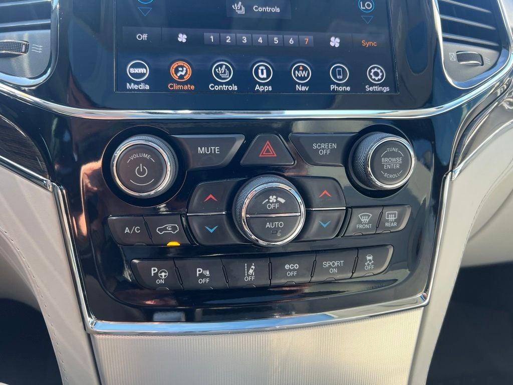 2020 Jeep Grand Cherokee Summit