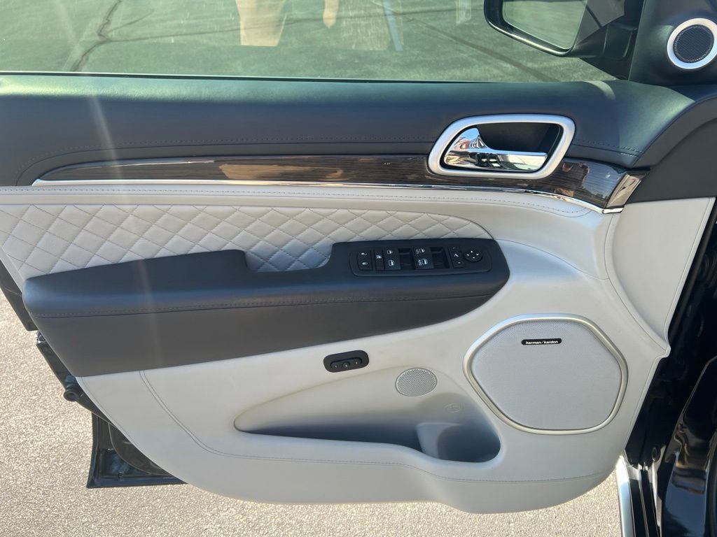 2020 Jeep Grand Cherokee Summit