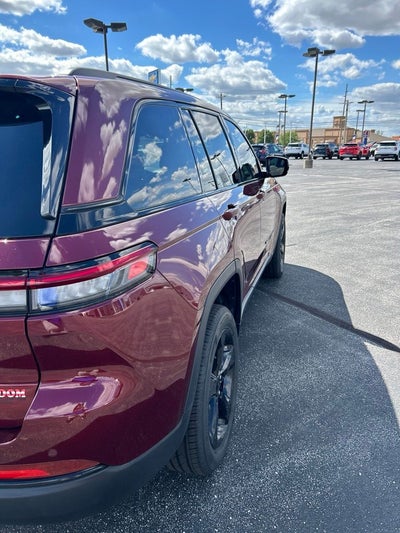 2022 Jeep Grand Cherokee Altitude