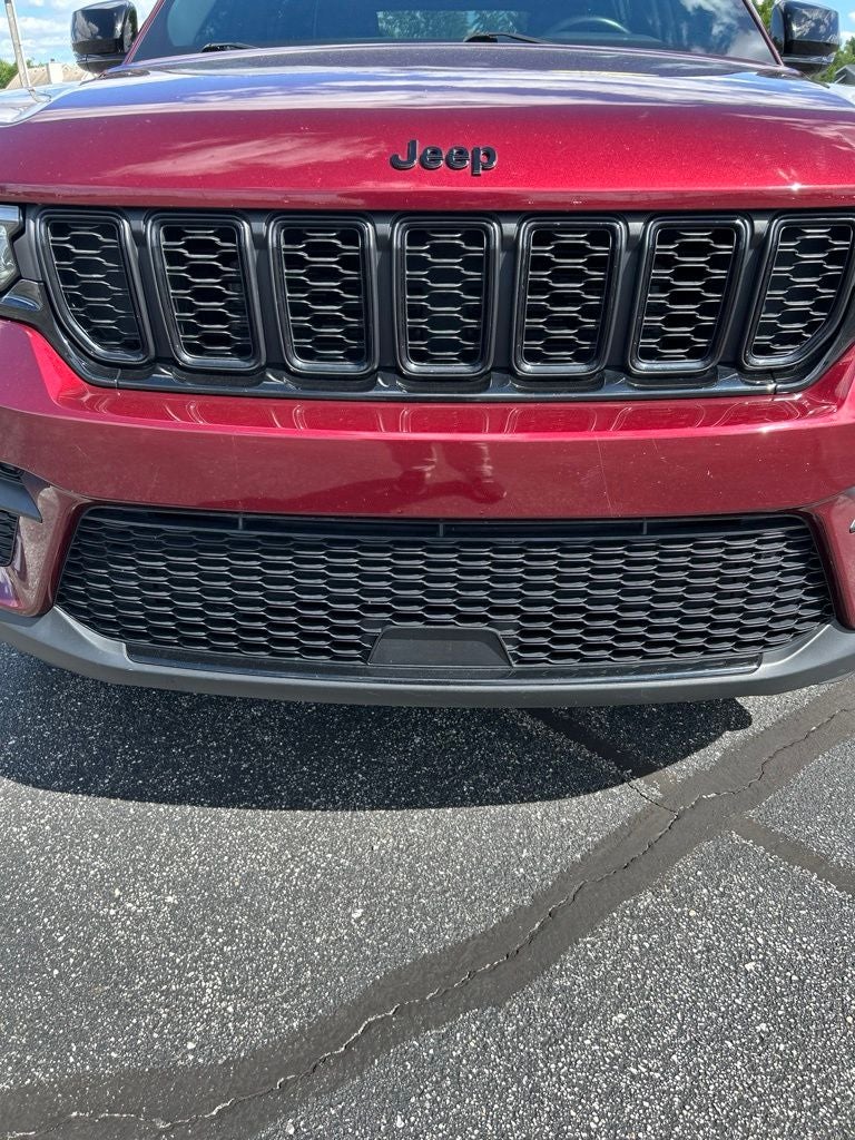 2022 Jeep Grand Cherokee Altitude
