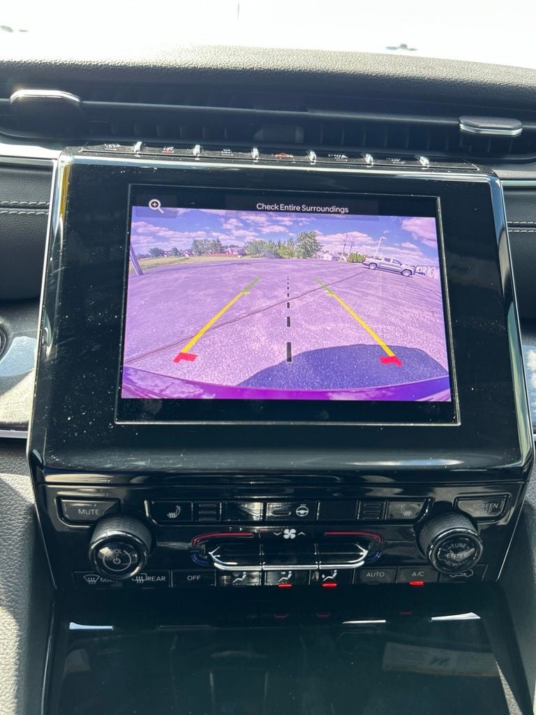 2022 Jeep Grand Cherokee Altitude